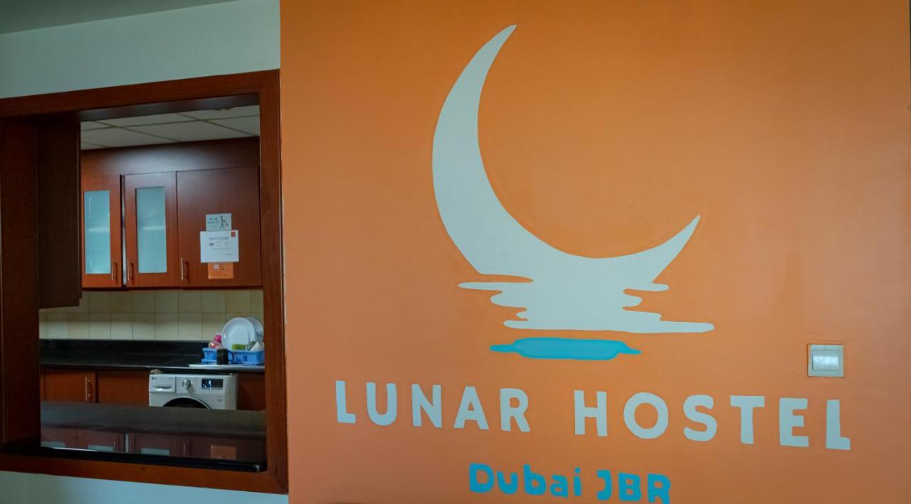 Lunar Hostel Dubai Exterior foto