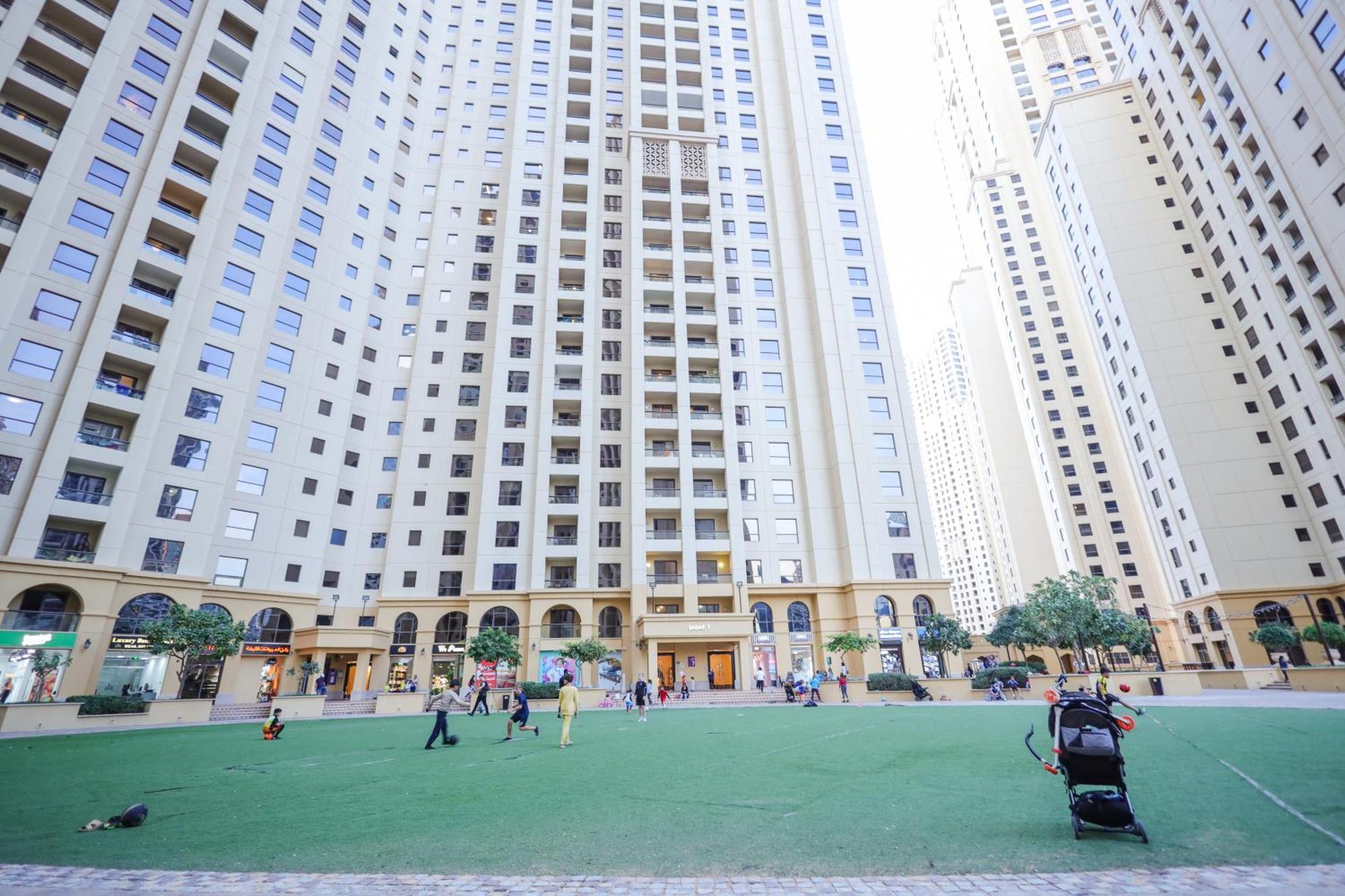 Lunar Hostel - Jbr Dubai Exterior foto